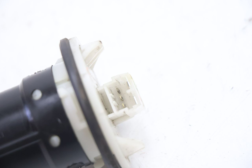 photo de INDICATORE LIVELLO CARBURANTE PIAGGIO MP3 LT 400 (2007 - 2012) - Dettaglio del componente