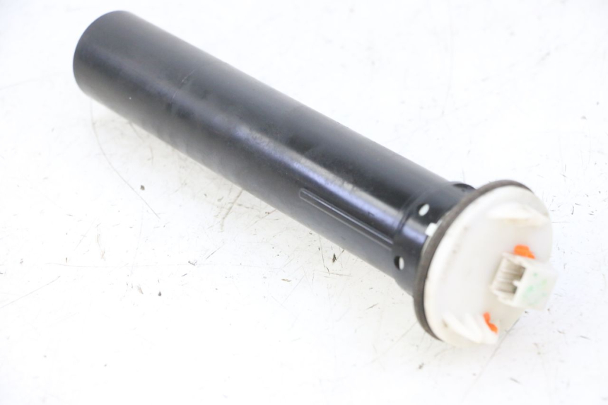 photo de INDICATORE LIVELLO CARBURANTE PIAGGIO MP3 RL 250 (2006 - 2010) - Vista principale