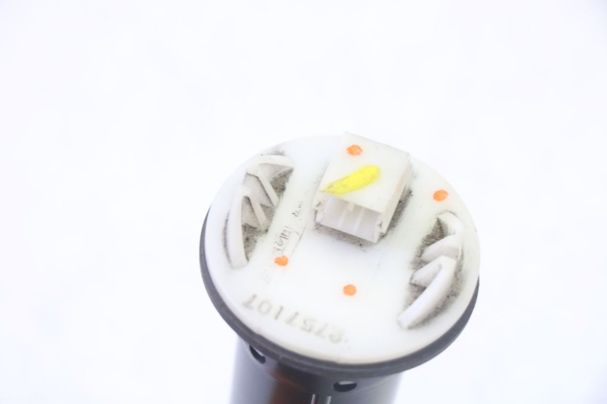 photo de SERBATOIO GALLEGGIANTE PIAGGIO MP3 125 (2006 - 2014) - Zoom sullo stato d'uso