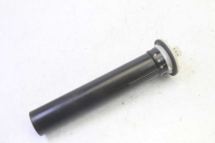 photo de INDICATORE LIVELLO CARBURANTE PIAGGIO MP3 RL 250 (2006 - 2010) - Altra angolazione