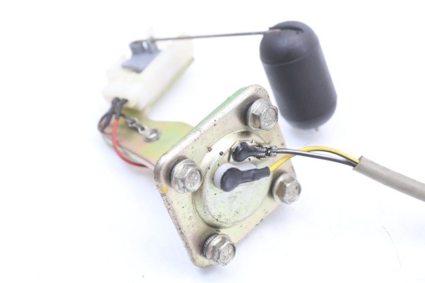 photo de INDICATORE LIVELLO CARBURANTE PIAGGIO NEW TYPHOON 50 (2018 - 2021) - Zoom sullo stato d'uso