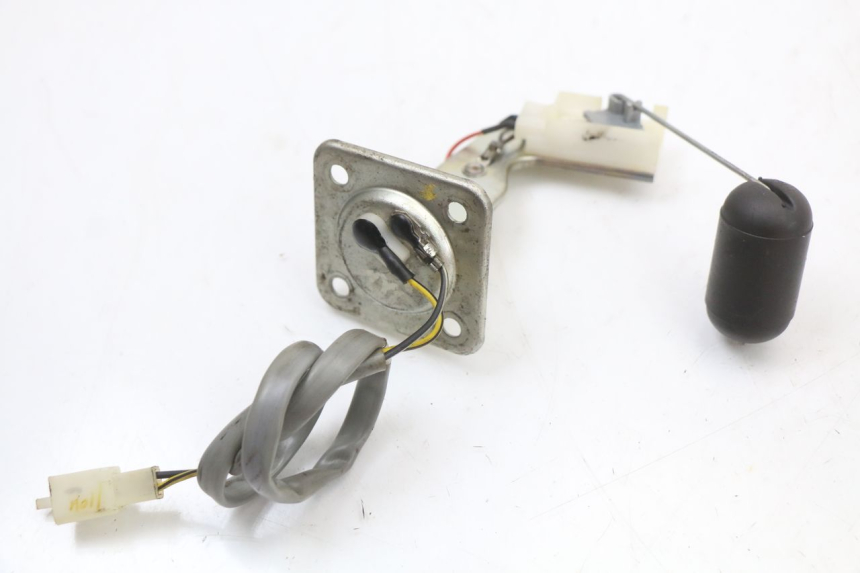 photo de INDICATORE LIVELLO CARBURANTE PIAGGIO NEW TYPHOON 50 (2018 - 2021) - Altra angolazione