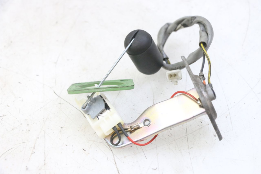 photo de INDICATORE LIVELLO CARBURANTE PIAGGIO NEW TYPHOON 50 (2018 - 2021) - Dettaglio del componente