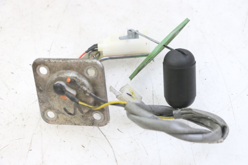 photo de INDICATORE LIVELLO CARBURANTE PIAGGIO NEW TYPHOON 50 (2018 - 2021) - Altra angolazione