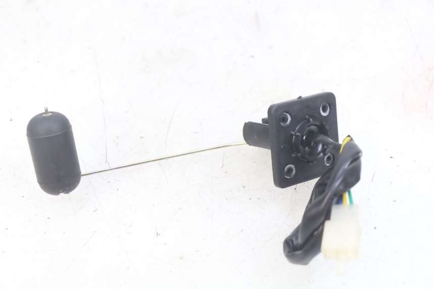 photo de INDICATORE LIVELLO CARBURANTE JM MOTORS OLDIES RS 4T 50 (2021 - 2024) - Altra angolazione