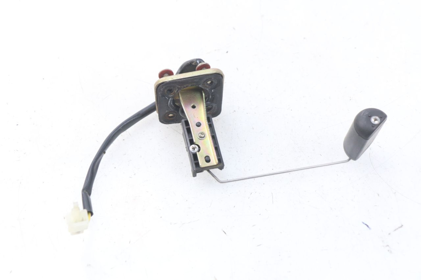 photo de INDICATORE LIVELLO CARBURANTE SYM ORBIT III 3 4T 50 (2018 - 2021) - Zoom sullo stato d'uso