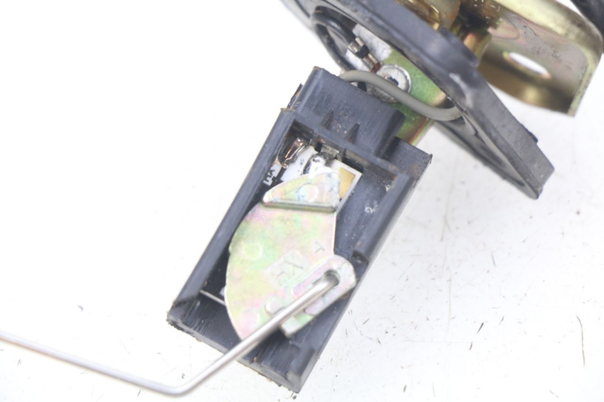 photo de SERBATOIO GALLEGGIANTE SYM ORBIT III 3 4T 50 (2021 - 2025) - Primo piano tecnico