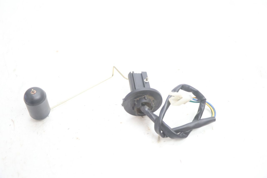photo de INDICATORE LIVELLO CARBURANTE IMF INDUSTRIE PACH 2T 50 (2009 - 2013) - Zoom sullo stato d'uso