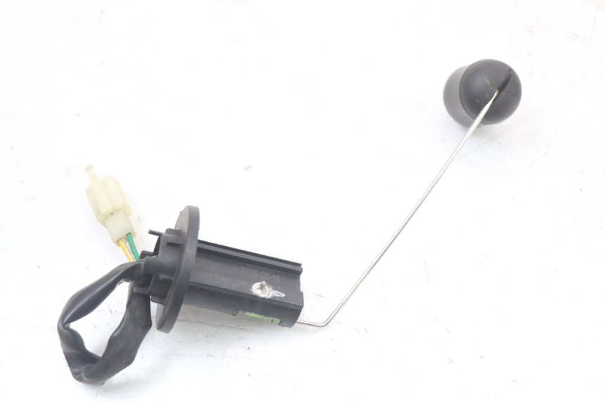 photo de SERBATOIO GALLEGGIANTE PEUGEOT BELVILLE 125 (2017 - 2021) - Zoom sullo stato d'uso