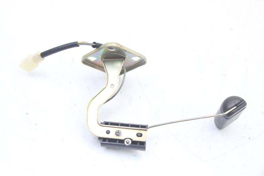 photo de INDICATORE LIVELLO CARBURANTE PEUGEOT KISBEE 4T 50 (2018 - 2022) - Zoom sullo stato d'uso