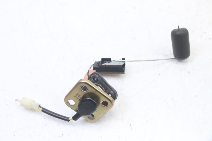 photo de SERBATOIO GALLEGGIANTE PEUGEOT STREETZONE I 2T 50 (2018 - 2020) - Altra angolazione