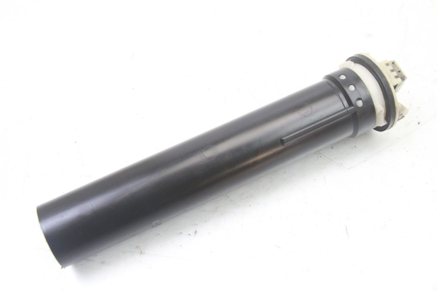 photo de INDICATORE LIVELLO CARBURANTE PIAGGIO X8 125 (2004 - 2007) - Zoom sullo stato d'uso