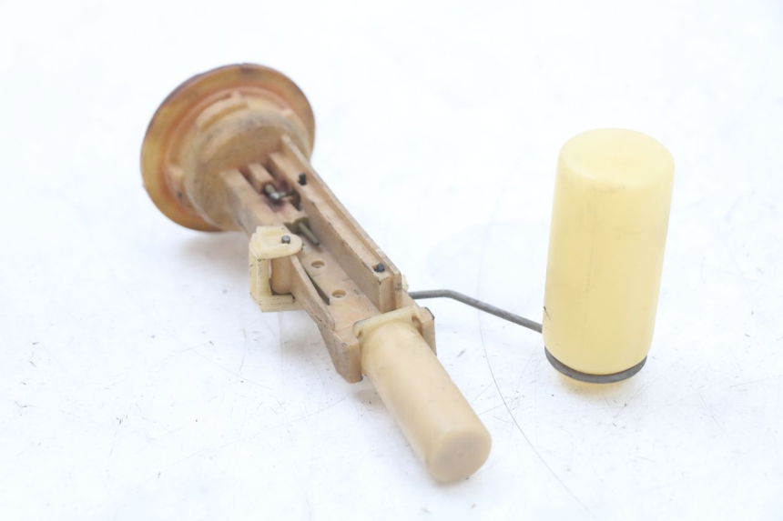 photo de SERBATOIO GALLEGGIANTE GILERA RUNNER LC 50 (1997 - 1998) - Primo piano tecnico