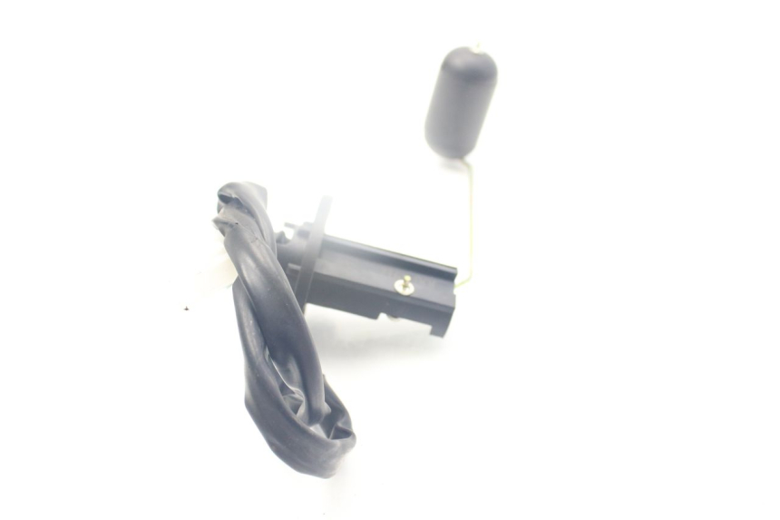 photo de INDICATORE LIVELLO CARBURANTE JM MOTORS SANTANA 50 (2014 - 2023) - Zoom sullo stato d'uso