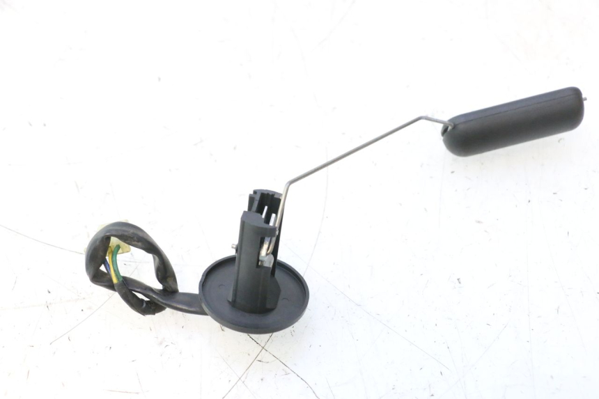 photo de INDICATORE LIVELLO SERBATOIO BENZINA HONDA SH 125 (2001 - 2003) - Dettaglio del componente
