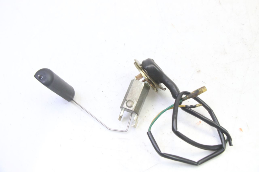 photo de MISURATORE DEL LIVELLO DEL CARBURANTE PEUGEOT SPEEDAKE 50 (1995 - 1997) - Vista principale