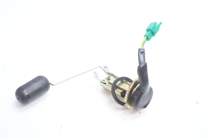 photo de INDICATORE LIVELLO CARBURANTE PEUGEOT SPEEDFIGHT LC 50 (1996 - 2002) - Zoom sullo stato d'uso