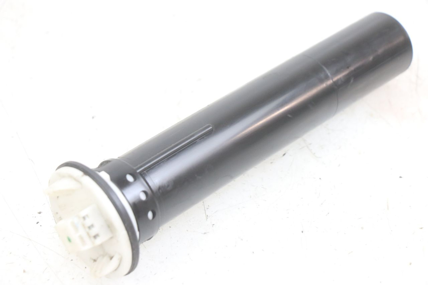 photo de INDICATORE LIVELLO CARBURANTE APRILIA SR 2T 50 (2012 - 2017) - Vista principale