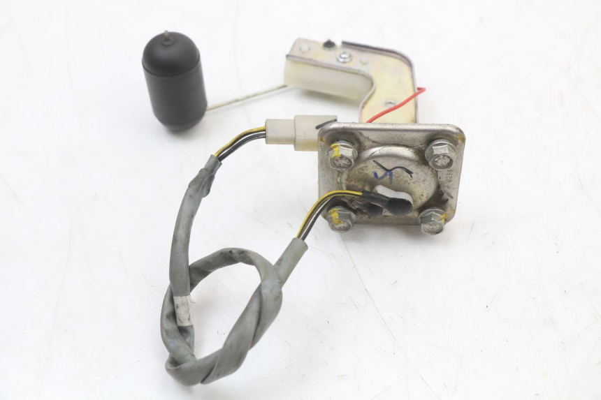 photo de INDICATORE LIVELLO CARBURANTE APRILIA SR 2T 50 (2018 - 2022) - Zoom sullo stato d'uso