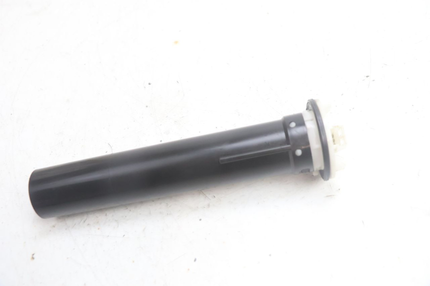 photo de INDICATORE LIVELLO CARBURANTE APRILIA SR 2T 50 (2012 - 2017) - Vista principale