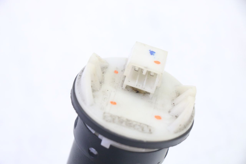 photo de SERBATOIO GALLEGGIANTE APRILIA SR R 2T LC 50 (2018 - 2021) - Zoom sullo stato d'uso