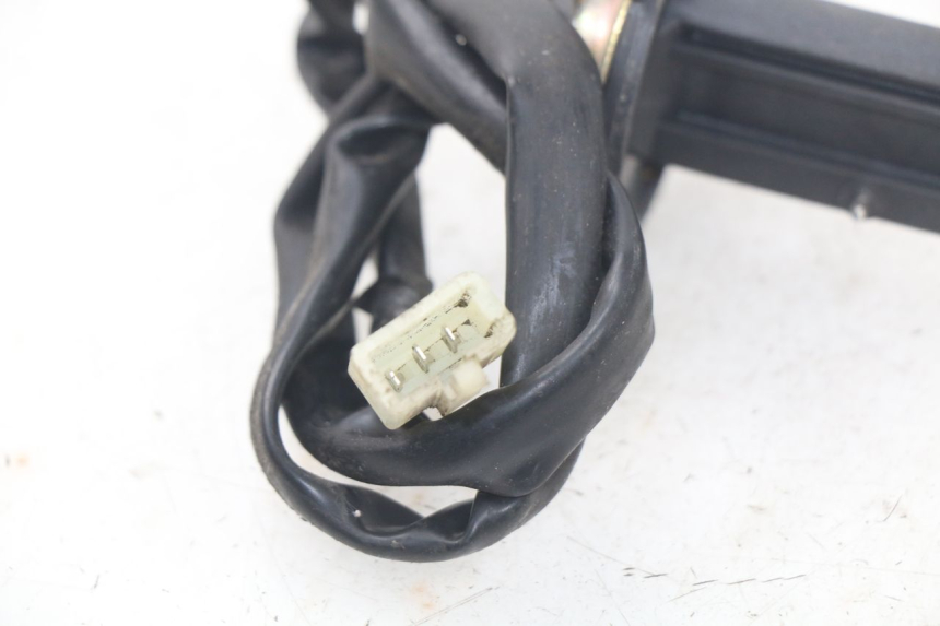 photo de Livello del serbatoio del carburante FYM STRADA 50 (2007 - 2014) - Altra angolazione