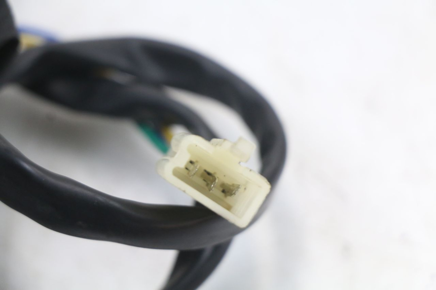 photo de Livello serbatoio carburante VASTRO STREET X 4T 50 (2016 - 2021) - Primo piano tecnico