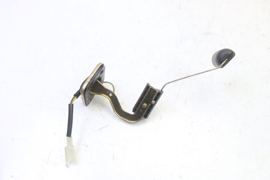 photo de SERBATOIO GALLEGGIANTE PEUGEOT STREETZONE I 2T 50 (2018 - 2020) - Zoom sullo stato d'uso