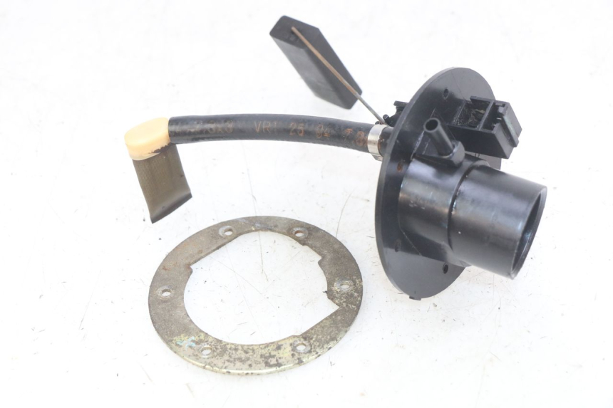 photo de INDICATORE LIVELLO CARBURANTE PEUGEOT SV 125 (1991 - 1994) - Vista principale