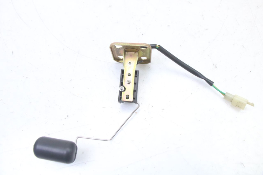 photo de INDICATORE LIVELLO CARBURANTE SYM FIDDLE 3 III 125 (2014 - 2020) - Zoom sullo stato d'uso