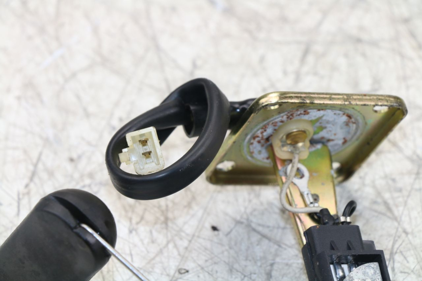 photo de Livello serbatoio carburante SYM JOYRIDE 125 (2002 - 2009) - Zoom sullo stato d'uso