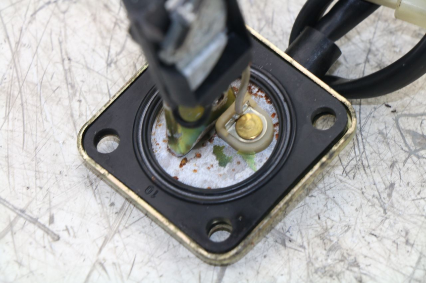 photo de Livello serbatoio carburante SYM JOYRIDE 125 (2002 - 2009) - Altra angolazione