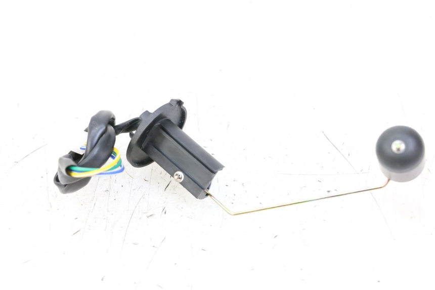 photo de INDICATORE LIVELLO CARBURANTE TNT MOTOR BOSTON 4T 50 (2018 - 2025) - Zoom sullo stato d'uso