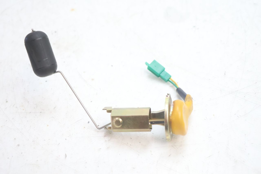 photo de INDICATORE LIVELLO CARBURANTE PEUGEOT TREKKER 50 (1995 - 2004) - Vista principale