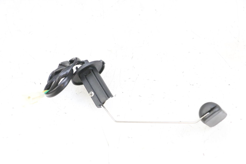 photo de SERBATOIO GALLEGGIANTE PEUGEOT TWEET PRO EFI 4T 50 (2021 - 2022) - Zoom sullo stato d'uso