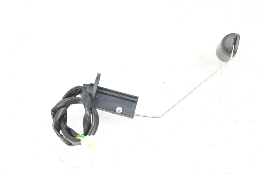 photo de SERBATOIO GALLEGGIANTE PEUGEOT TWEET PRO EFI 4T 50 (2021 - 2022) - Primo piano tecnico