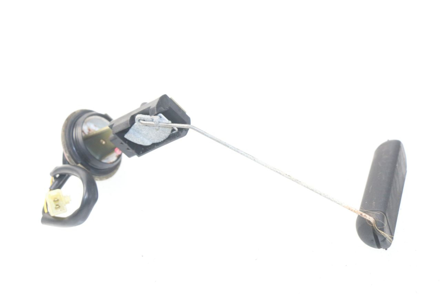 photo de Livello serbatoio carburante SUZUKI UC EPICURO 125 (1999 - 2003) - Dettaglio del componente
