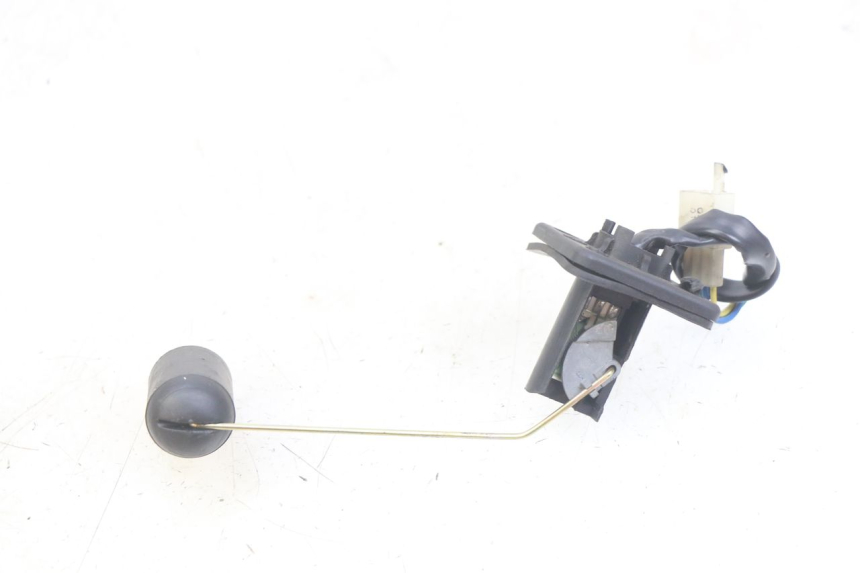 photo de INDICATORE LIVELLO CARBURANTE PEUGEOT V-CLIC VCLIC 50 (2007 - 2013) - Zoom sullo stato d'uso