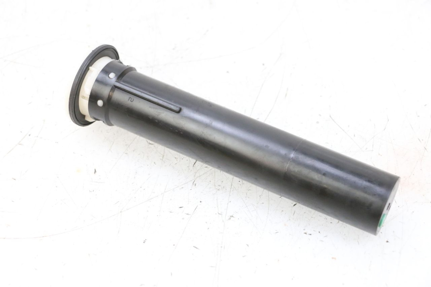 photo de INDICATORE LIVELLO CARBURANTE PIAGGIO VESPA GTS SUPER IE 125 (2009 - 2016) - Zoom sullo stato d'uso