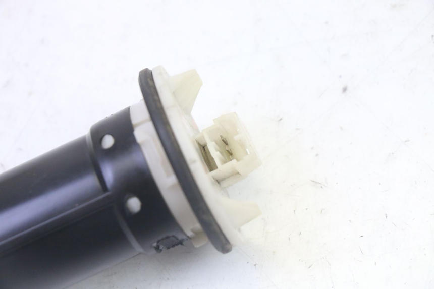 photo de INDICATORE LIVELLO CARBURANTE PIAGGIO VESPA S 2T 50 (2007 - 2014) - Dettaglio del componente