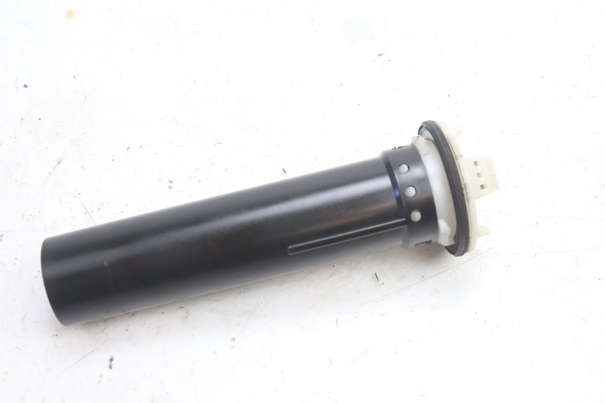 photo de INDICATORE LIVELLO CARBURANTE PIAGGIO VESPA S 2T 50 (2007 - 2014) - Altra angolazione