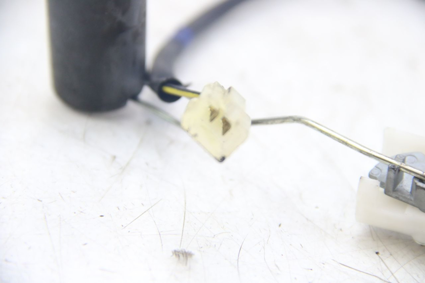 photo de INDICATORE LIVELLO CARBURANTE PIAGGIO VESPA SPRINT 2T 50 (2014 - 2018) - Primo piano tecnico