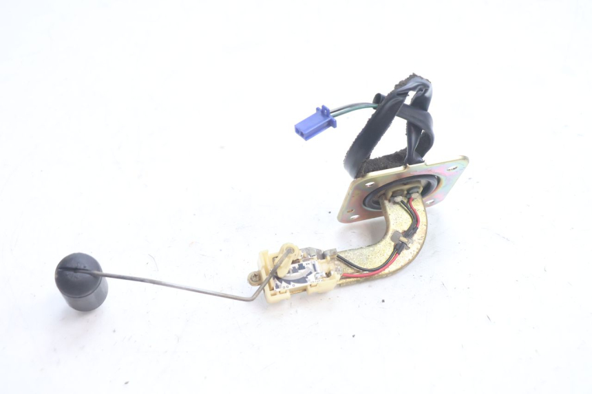 photo de INDICATORE LIVELLO CARBURANTE HONDA VFR FI RC46 800 (1998 - 2001) - Altra angolazione