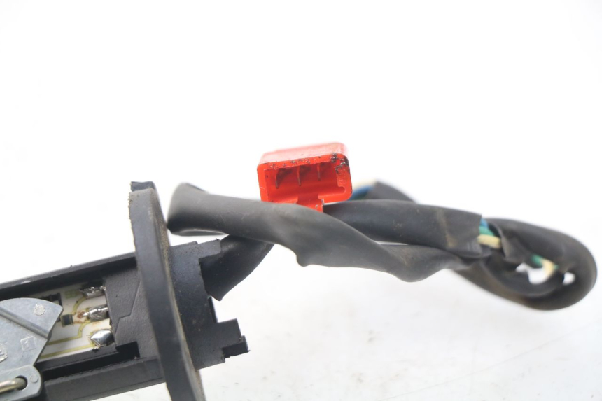 photo de INDICATORE LIVELLO CARBURANTE EUROCKA VIRTUALITY GT 4T 50 (2011 - 2017) - Primo piano tecnico