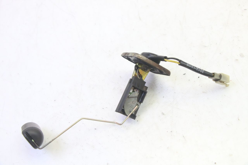 photo de INDICATORE LIVELLO CARBURANTE PEUGEOT VIVACITY NEW 4T 50 (2008 - 2017) - Zoom sullo stato d'uso