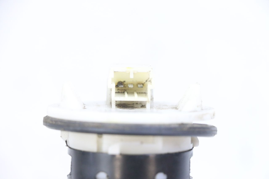 photo de INDICATORE LIVELLO CARBURANTE PIAGGIO X10 125 (2012 - 2017) - Altra angolazione