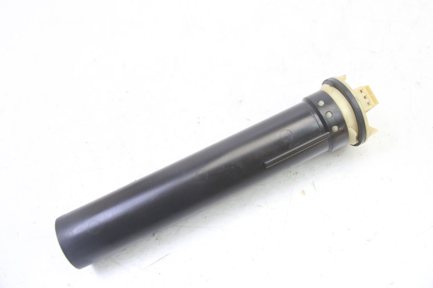 photo de INDICATORE LIVELLO CARBURANTE PIAGGIO X9 EVOLUTION 125 (2003 - 2007) - Vista d'insieme del prodotto