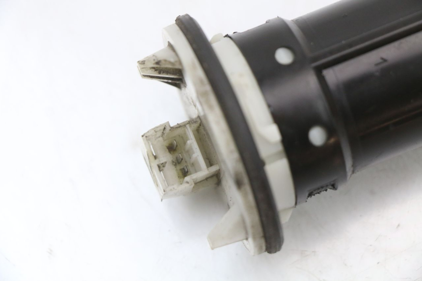 photo de INDICATORE LIVELLO CARBURANTE PIAGGIO XEVO - X EVO 125 (2007 - 2017) - Dettaglio del componente