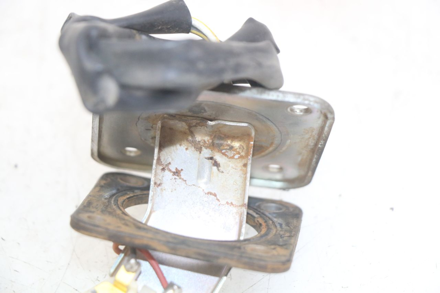 photo de INDICATORE LIVELLO CARBURANTE KAWASAKI Z 750 (2007 - 2013) - Dettagli dei punti di fissaggio