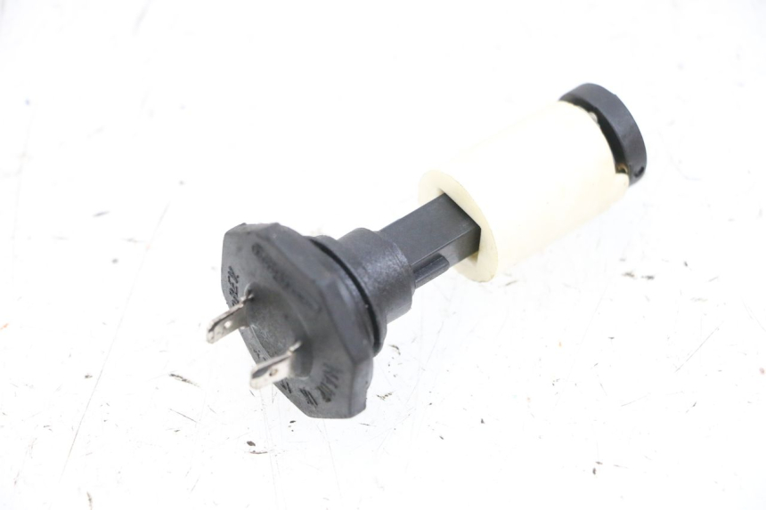 photo de INDICATORE LIVELLO CARBURANTE PIAGGIO ZIP 2T 50 (2009 - 2019) - Vista principale